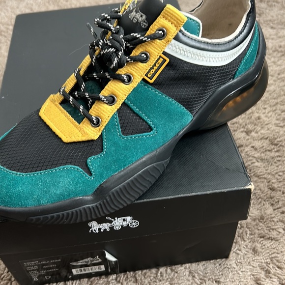 Coach brand my favorite - Picture 2 of 4